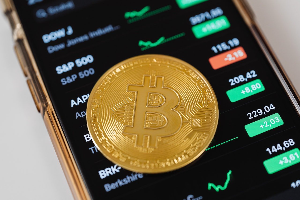 Puis-je récupérer la crypto-monnaie Shiba Inu à partir d’un faux site d’investissement?
