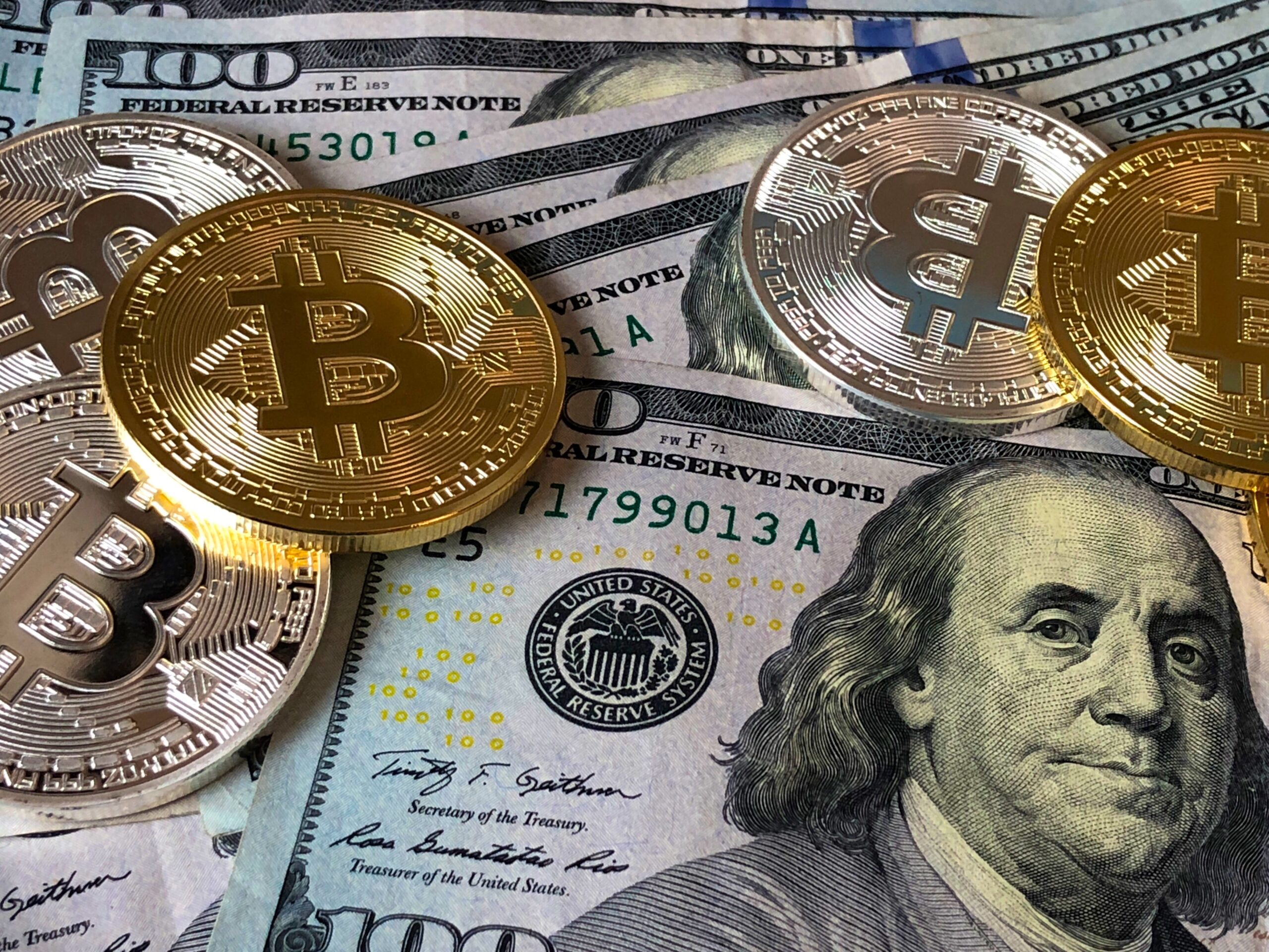 Sur quelle banque Postepay Evolution s’appuie-t-elle?