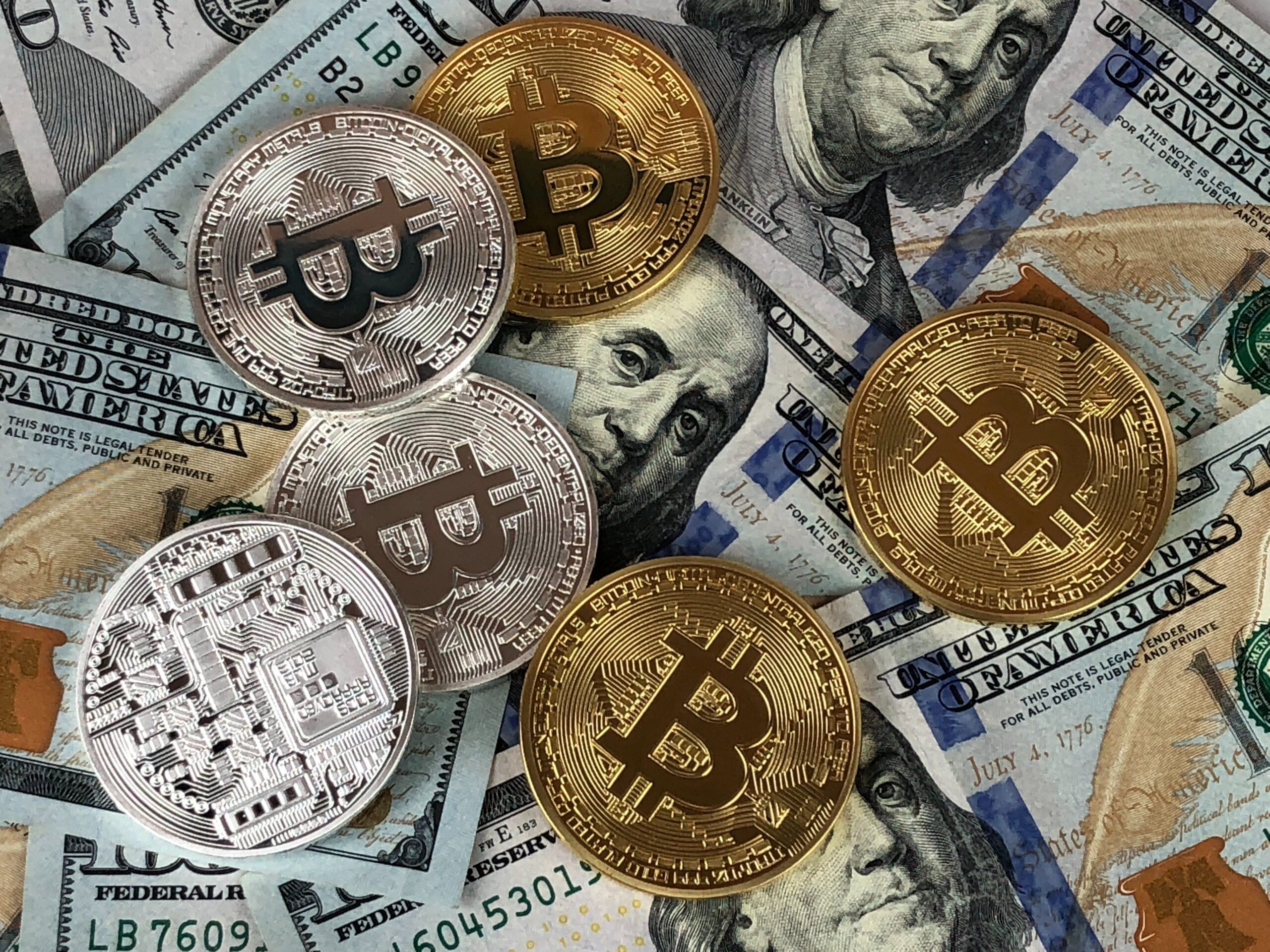 Comment vérifier les coordonnées bancaires: guide complet