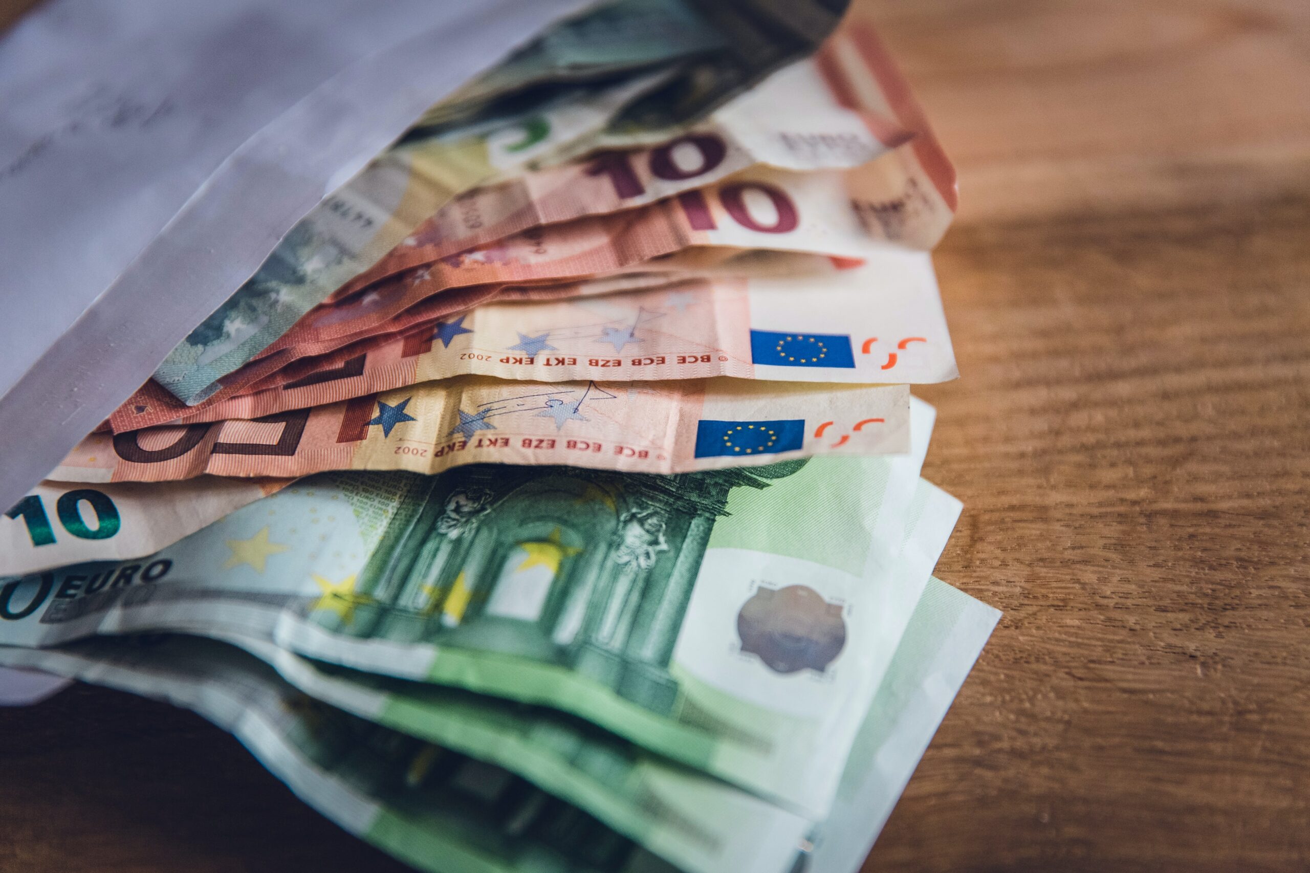 Subventions aux fonds perdus 2024 : guide complet des appels et des concessions