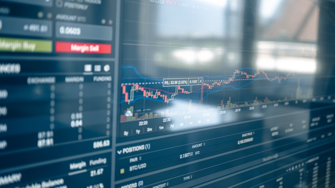 Comment puis-je déposer une plainte pour récupérer mes Bitcoins ?